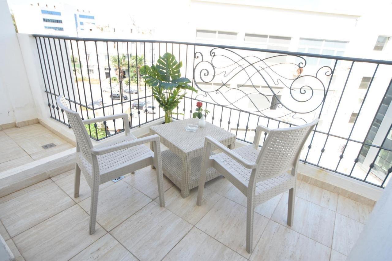 Downtown Tunis Hotel Exterior photo